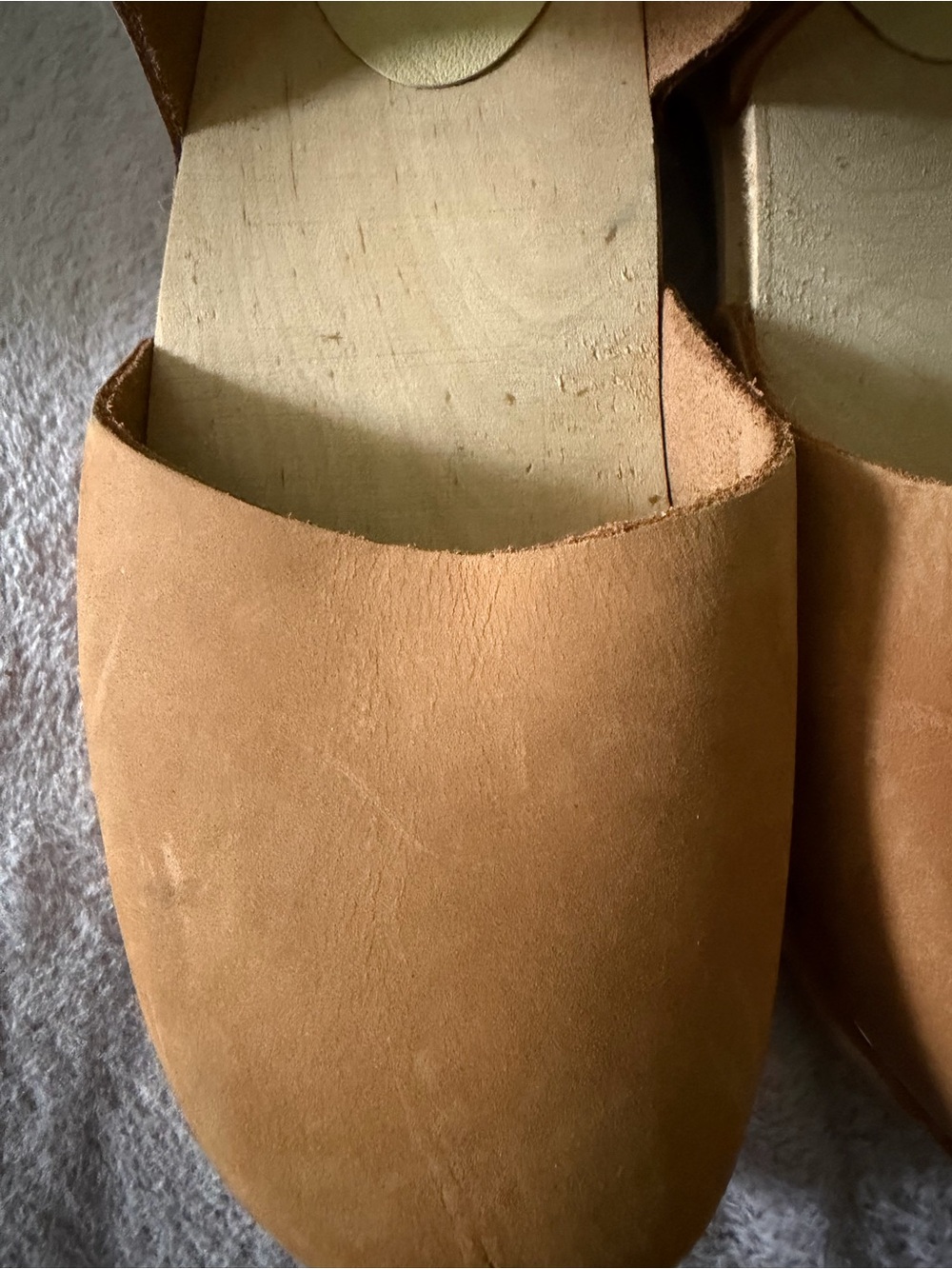 Lotta From Stockholm Tan Leather Ankle-Strap Clogs - Picture 2 of 7